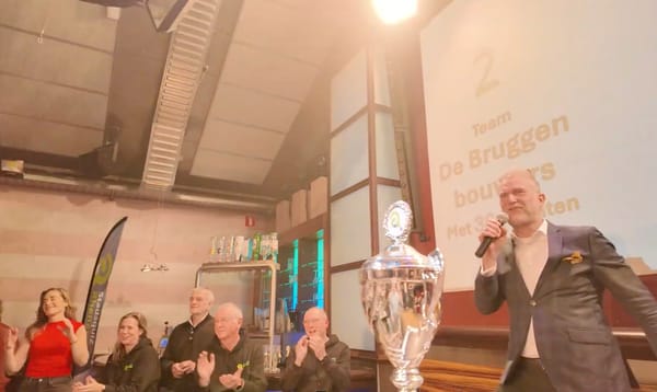 Rhenense Raaf #12 – Een prikkelend inkijkje in de Rhenense politiek